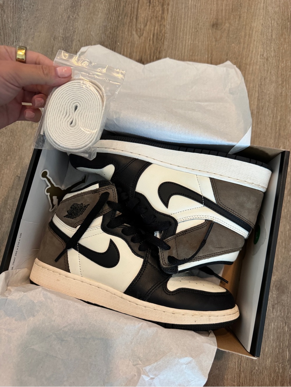 Air Jordan 1 Retro High OG Mocha 6W/4.5M